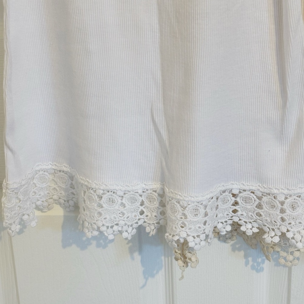 No Boundaries Lace Trim Tank Tops - White and Cream - Picture 7 of 11